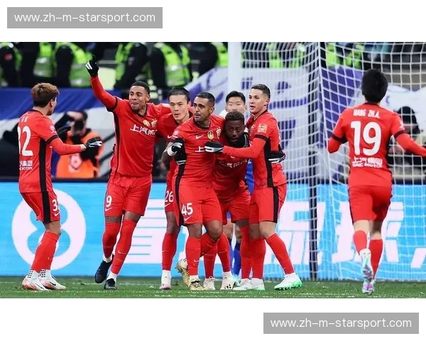 巅峰对决:当神户胜利船遇上海海港,谁才是亚洲足球的“艺术大师”?